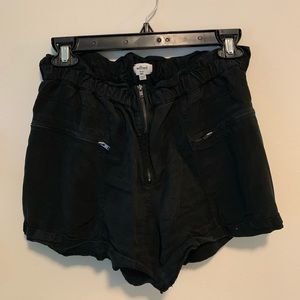 Wilfred High Waisted Zipper Shorts